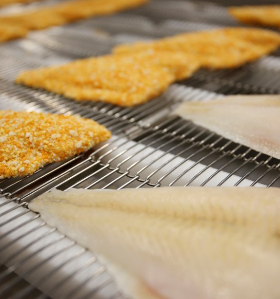 Coating whitefish fillets